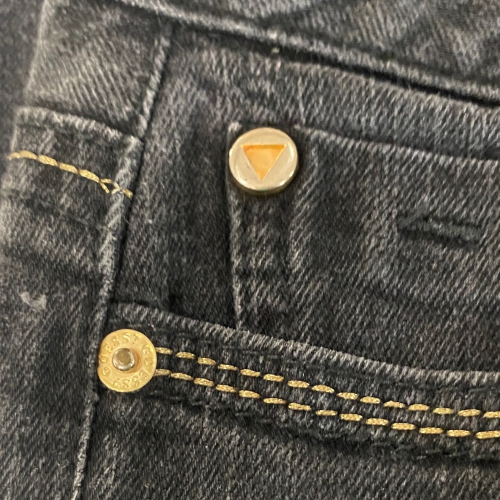 Guess Dark Denim Jeans with Gold Pocket Detail - Picture 6 of 10